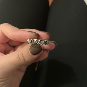 Pandora ring